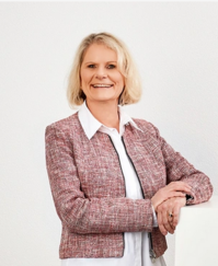 Petra Eßer, Geschäftsführerin der Alphartis Stiftung